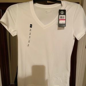 Brand new Under Armour shirt-sleeve shirt